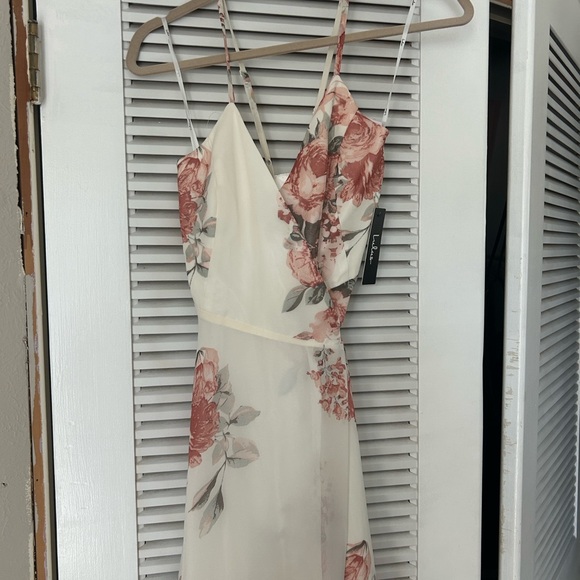 Lulu's Cream and Pink Floral Wrap style Maxi Dress - Picture 1 of 5